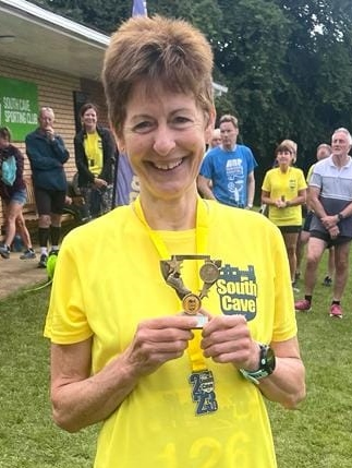 Amanda South Cave 10K 2023